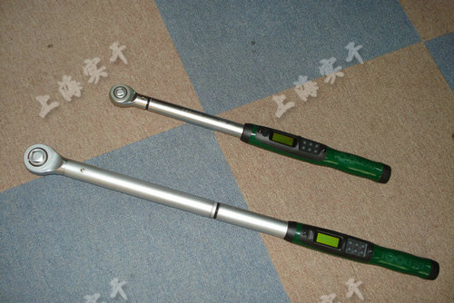 連接電腦數顯扭力扳手圖片