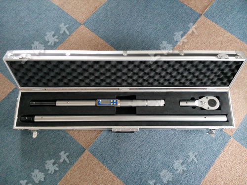 高精度數(shù)顯扭力扳手